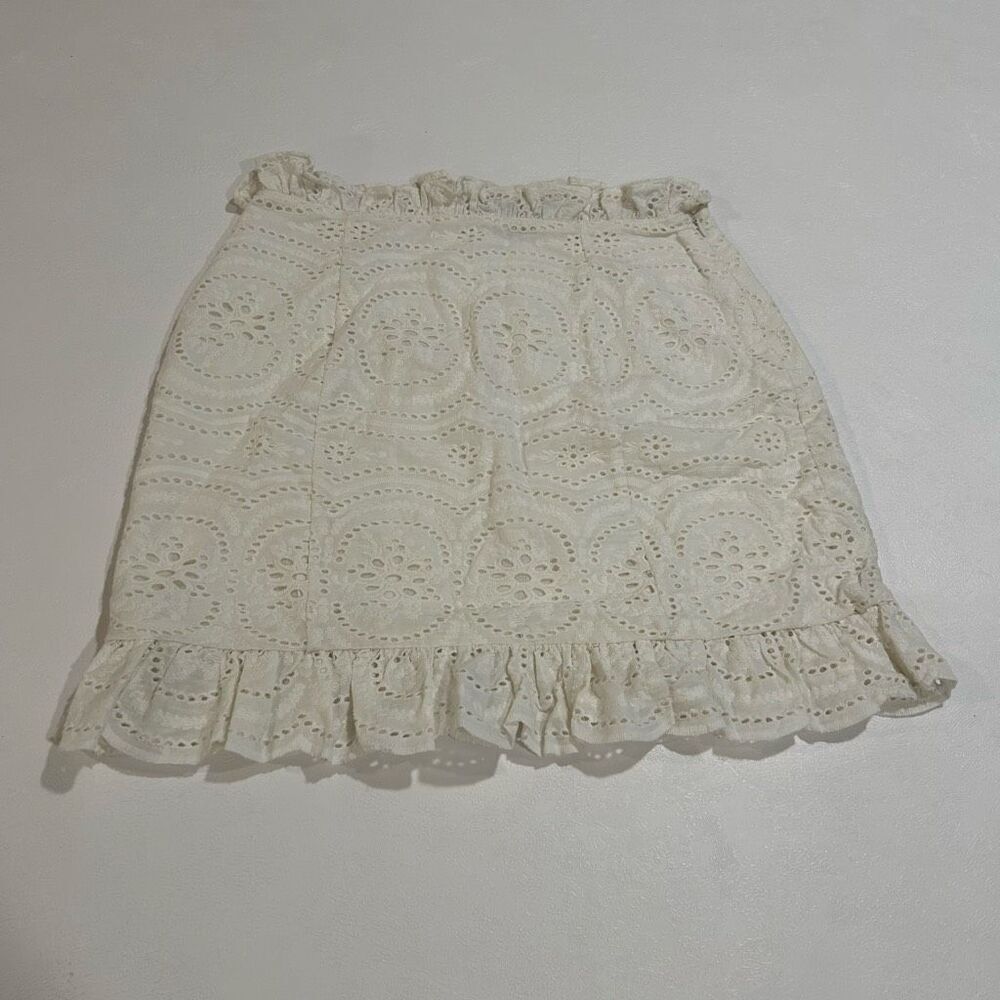 Lovers + Friends Cream Eyelet Ruffle Hem Mini Skirt Size M
